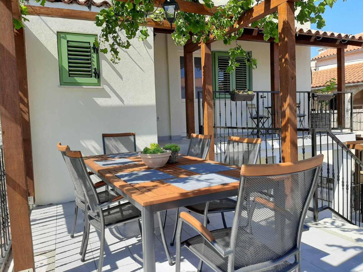 Casa Nonna Tereza Apartment Premantura Exterior photo
